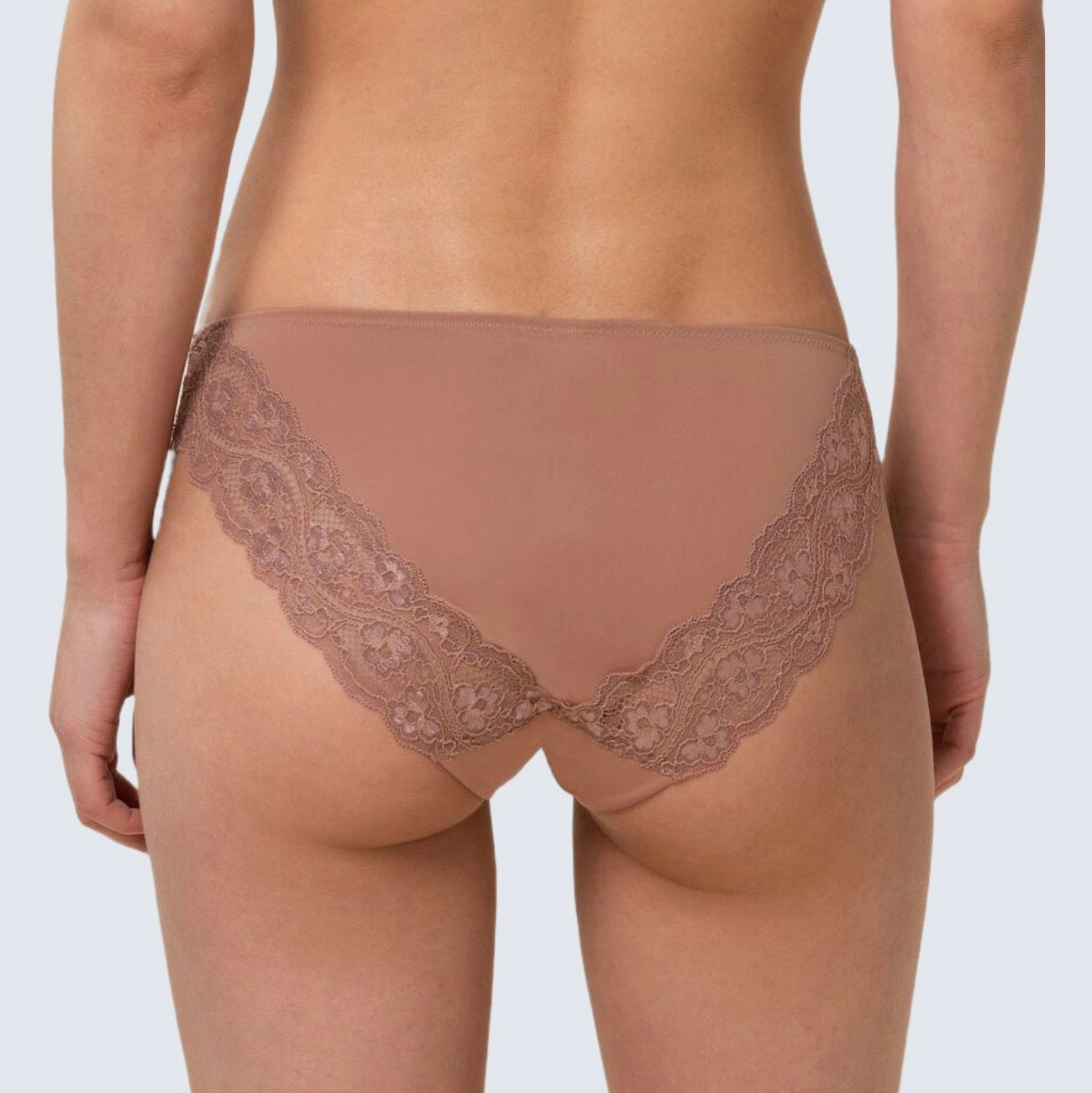 Triumph kelnaitės