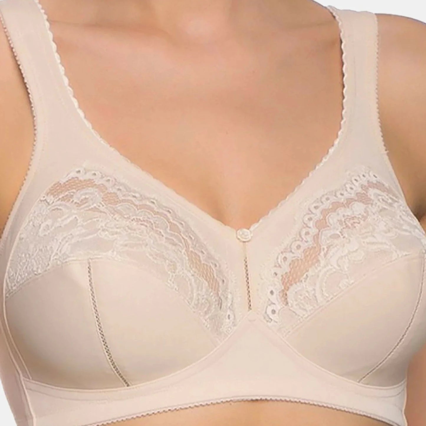 Triumph liemenėlė be pakietinimo 