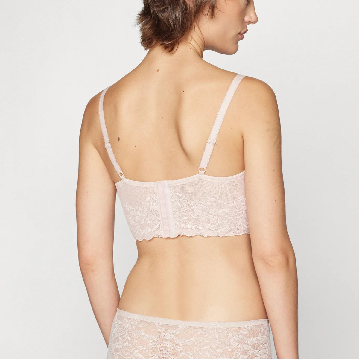 Triumph liemenėlė su lankeliais