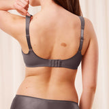 Triumph krūtinę mažinanti liemenėlė