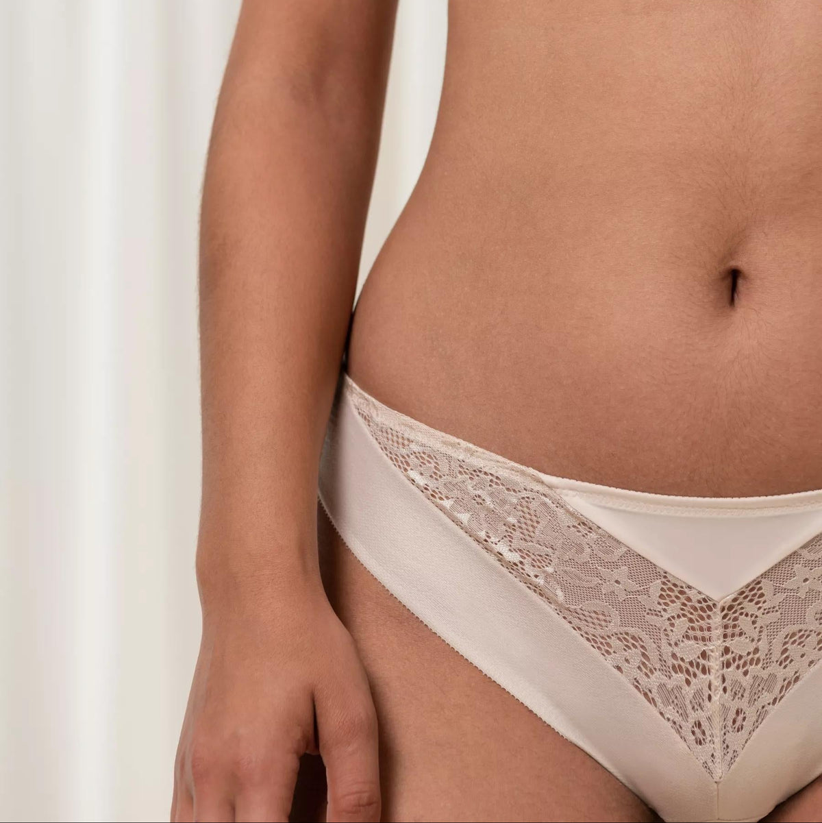 Triumph braziliškos kelnaitės
