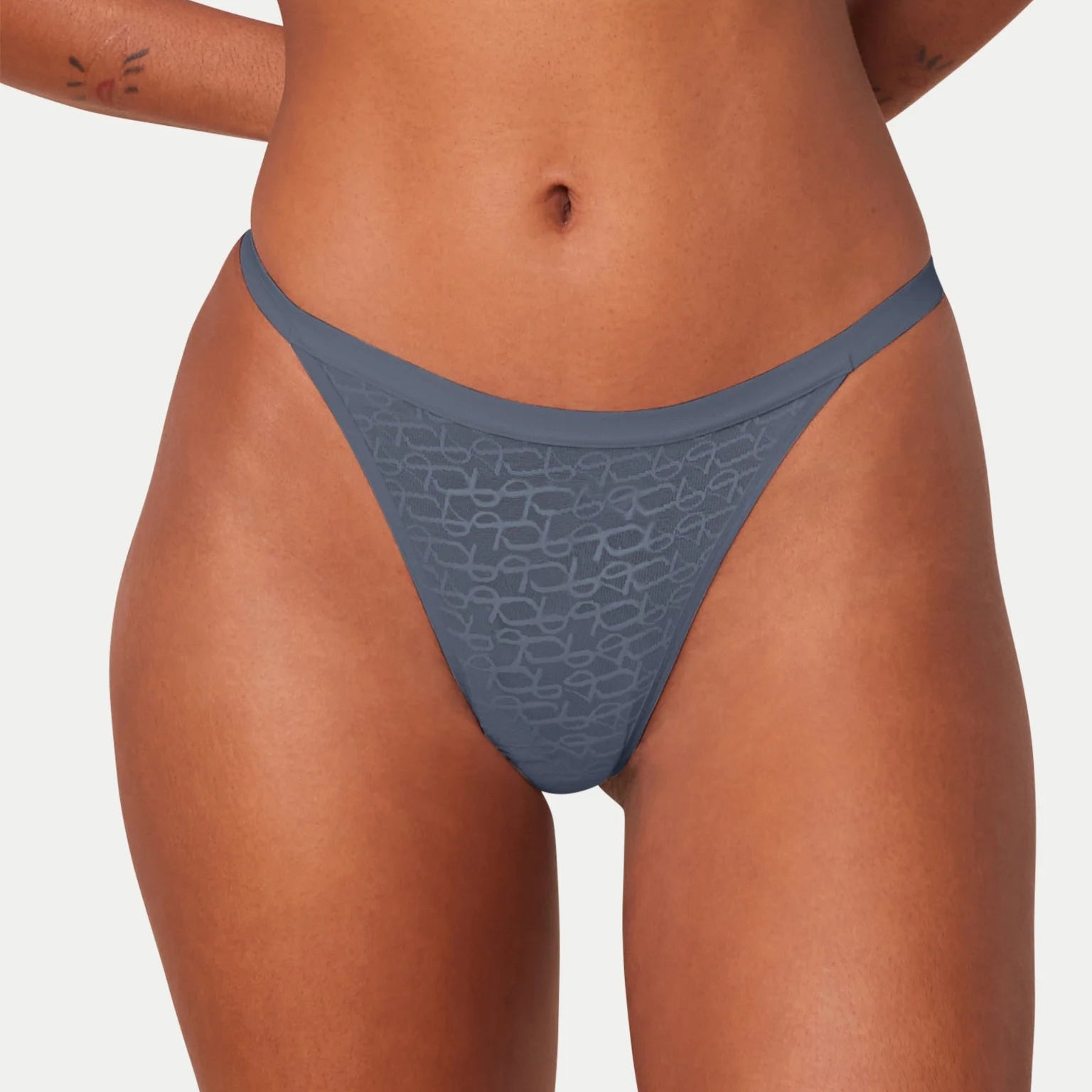 Triumph stringai