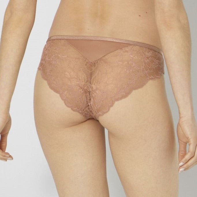 Kelnaitės Triumph Amourette Charm Brazilian 01