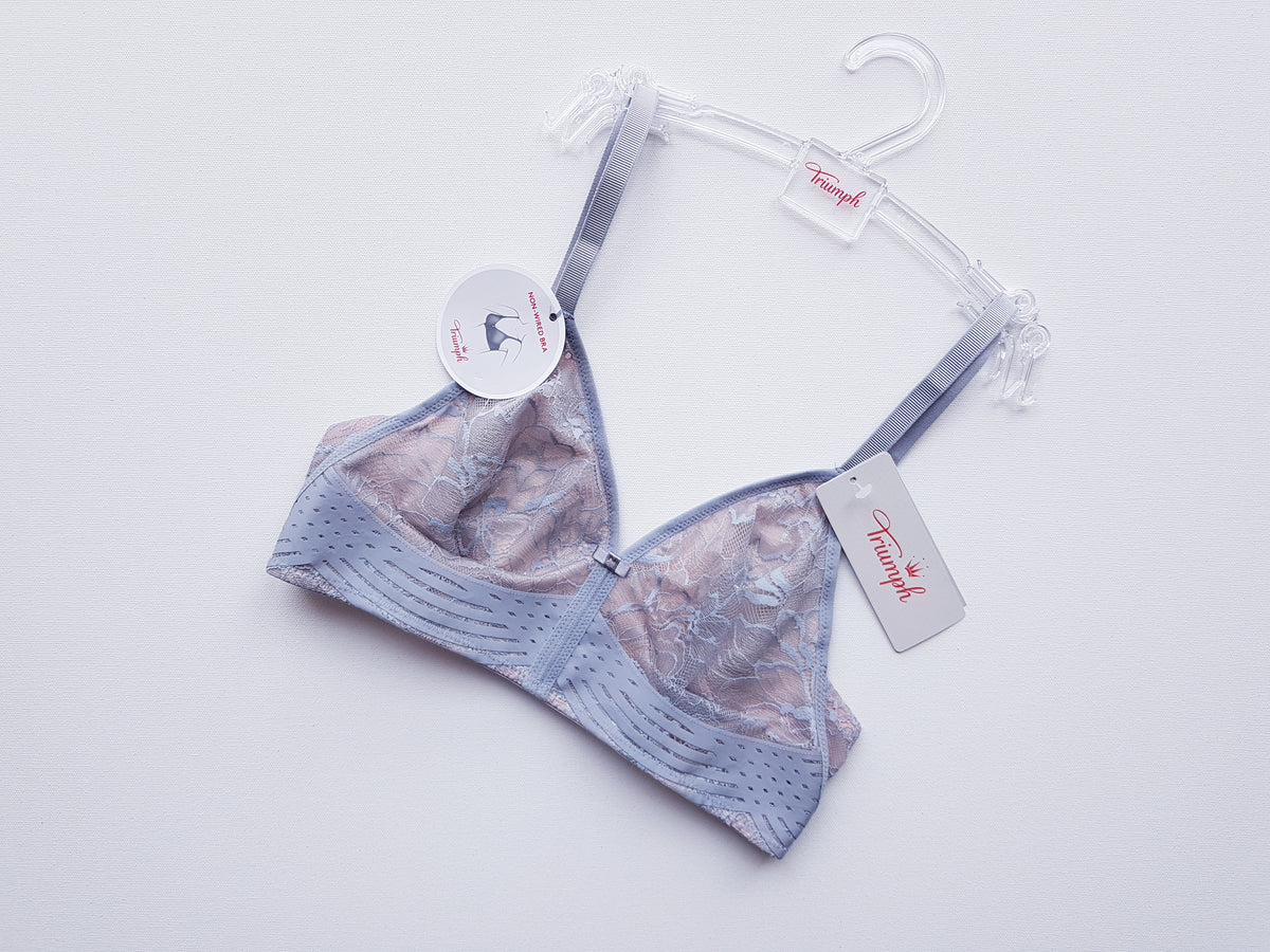 Triumph liemenėlė be lankelių Amourette Charm N01